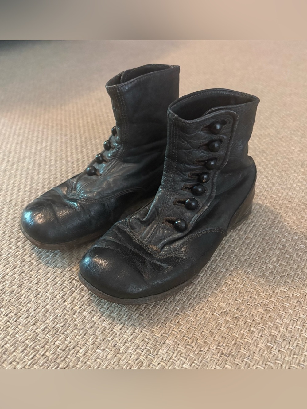 Beautiful Authentic Antique Victorian / Edwardian Children's High Button Boots